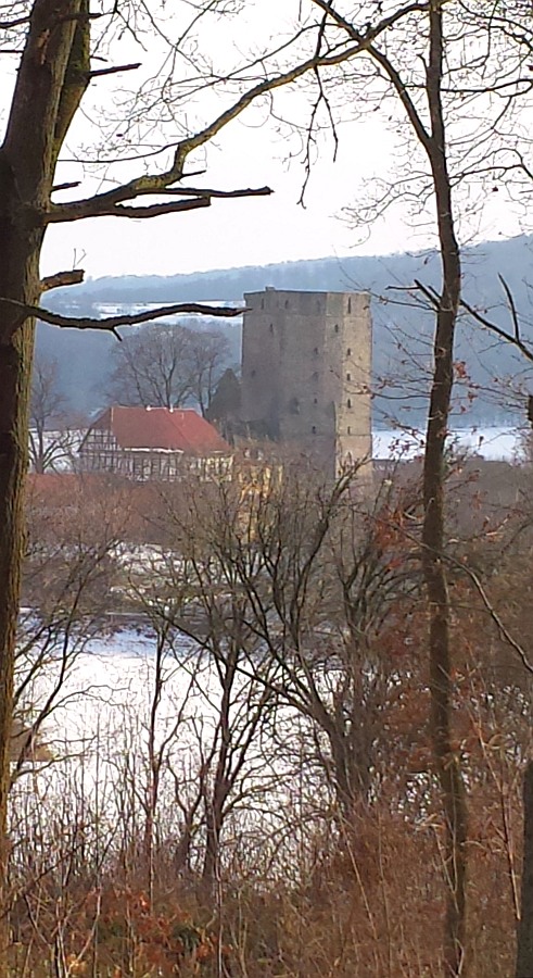 Bergfried - Schloss Adelebsen, im Januar 2014, Foto Hille